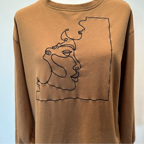 Pullover crew neck embroidered silhouette black history Sweater Women’s Medium - Picture 2 of 6